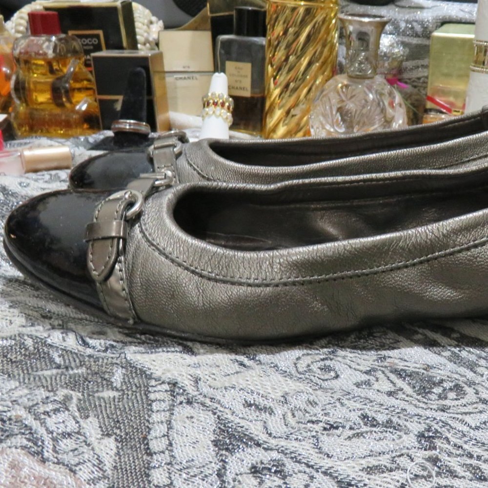 BOGO AGL Black Silverish Leather Cap Toe Ballet Flat Size 8 scrunched slip on 8